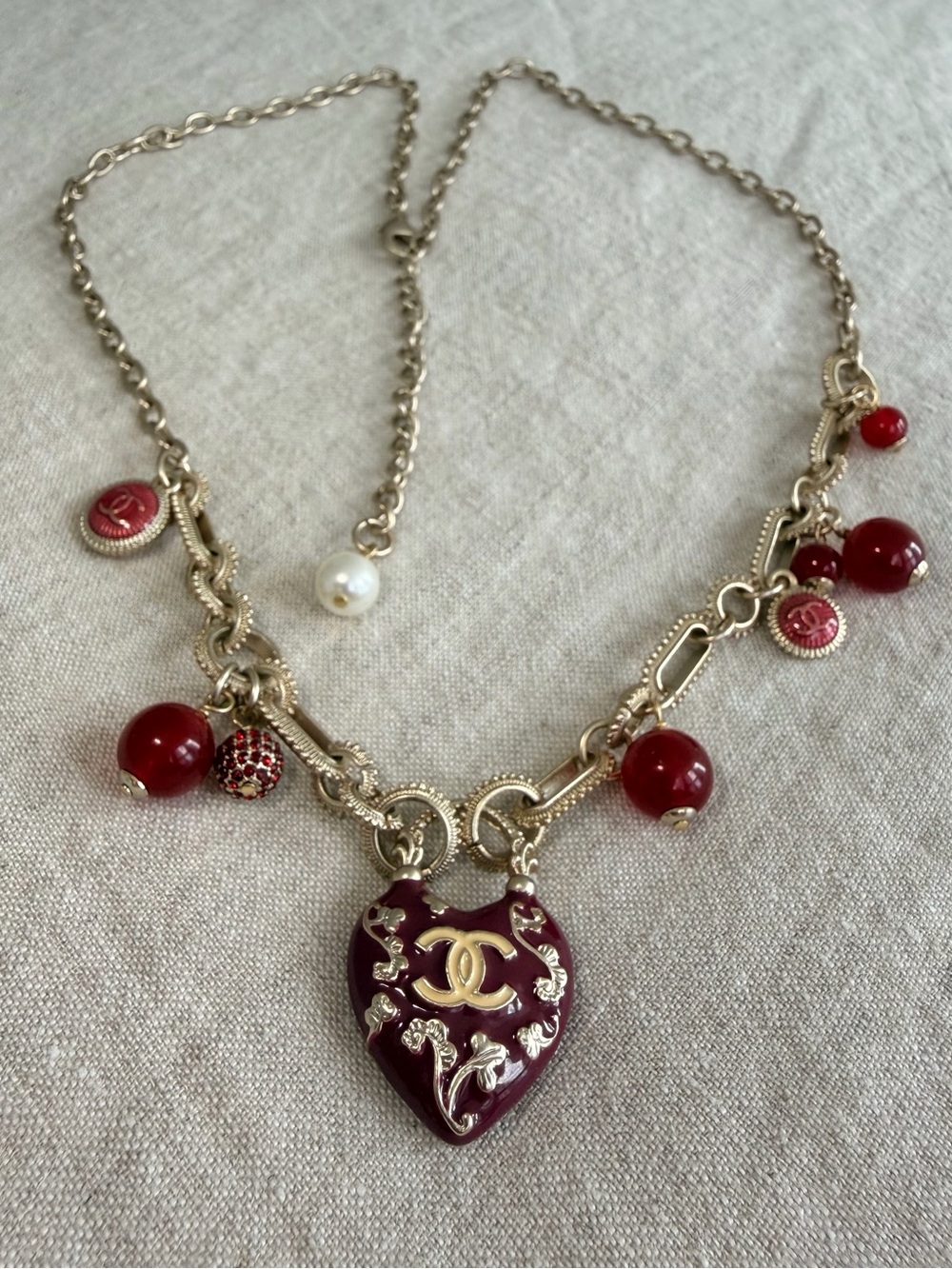 🍷CHANEL Necklace with Red Heart Enamel Pendant🍷